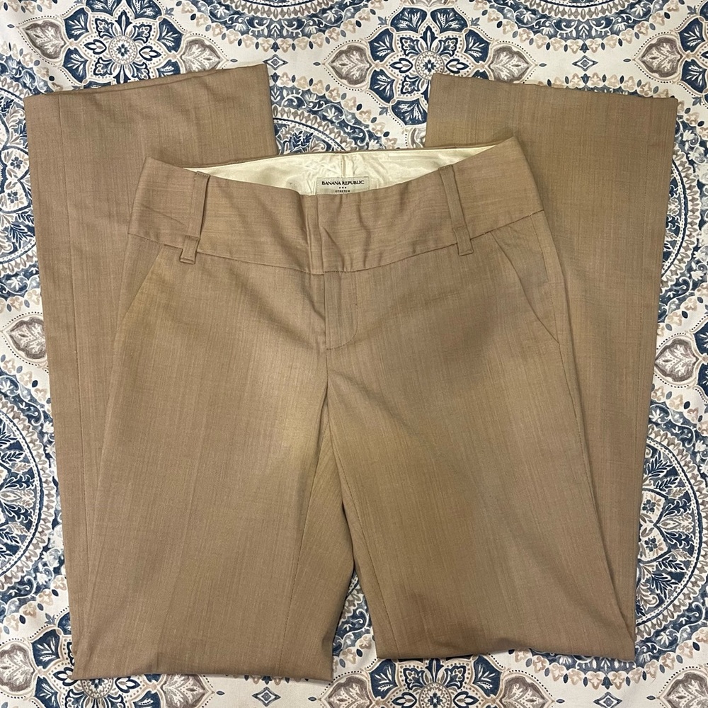 Banana Republic - Size 2R - khaki dress pants - lined slacks - wool spandex
